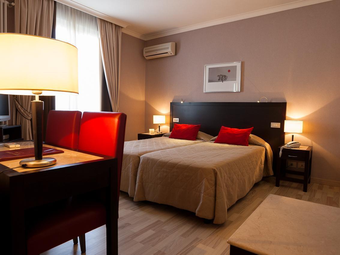 Hotel Gerber โรม ภายนอก รูปภาพ