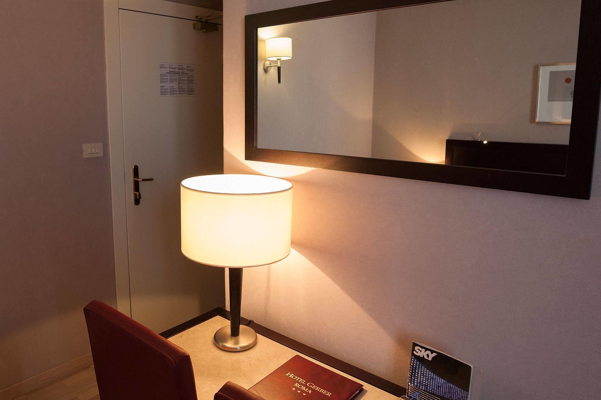 Hotel Gerber โรม ภายนอก รูปภาพ